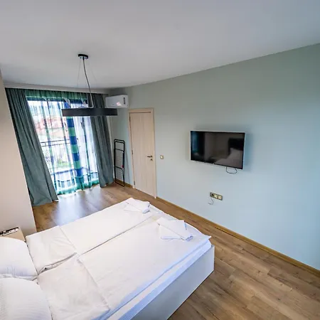 Apartment Center *