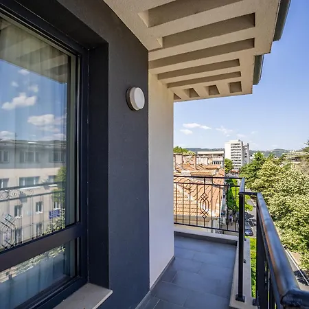 Apartment Center